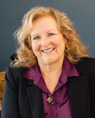 Lynn S Hiscoe profile image
